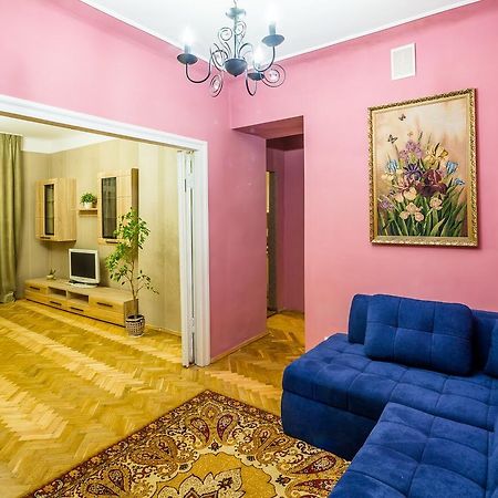 Apartments In The Center Lviv Dış mekan fotoğraf
